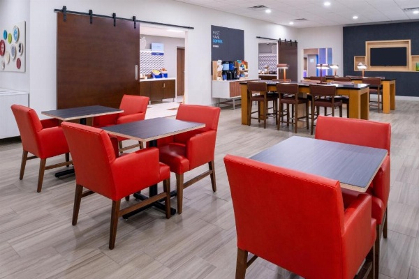 Holiday Inn Express And Suites Shreveport - Downtown image 12